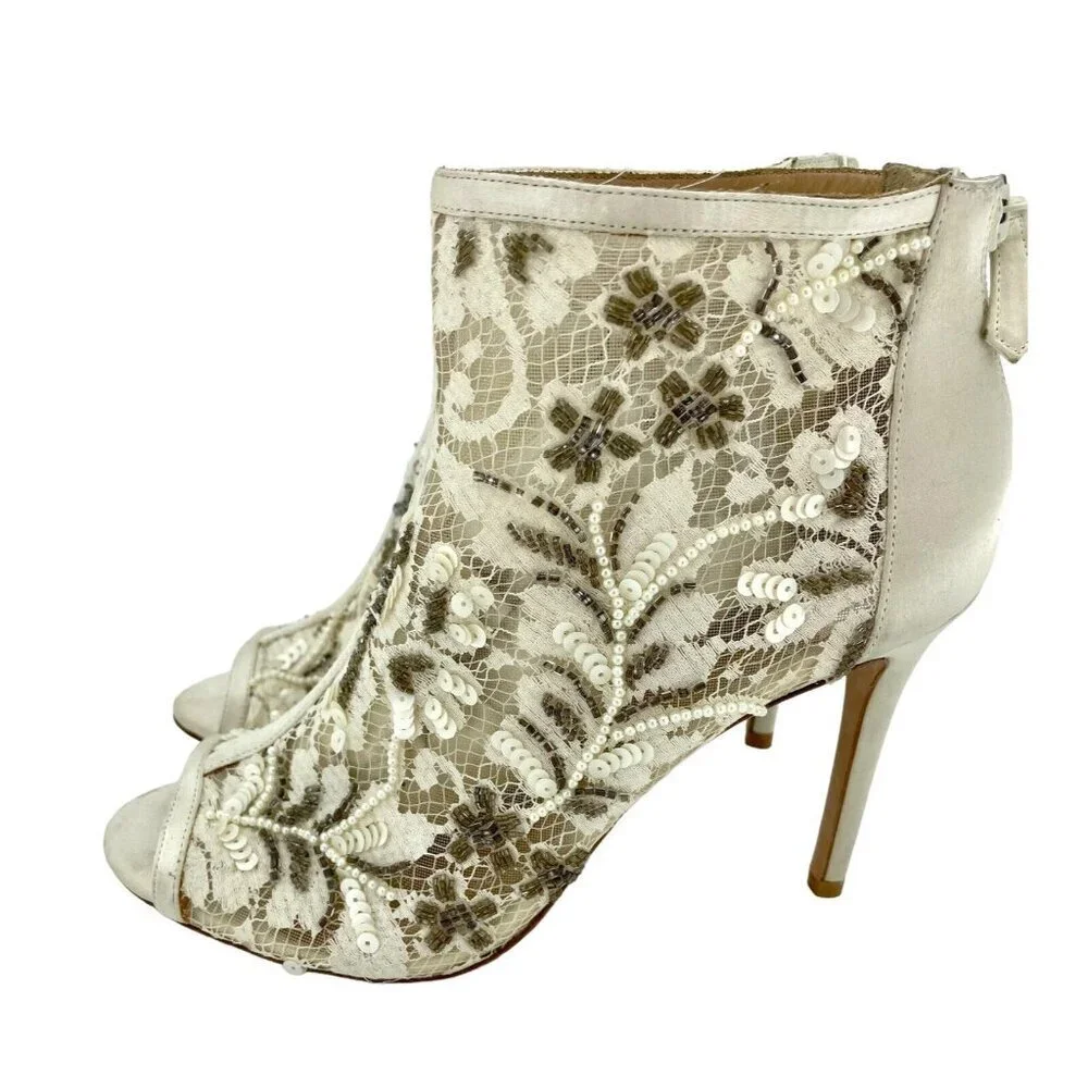 Badgley Mischka Moyra Booties Peep toe Beaded Sequin Beige Ankle SZ 7.5